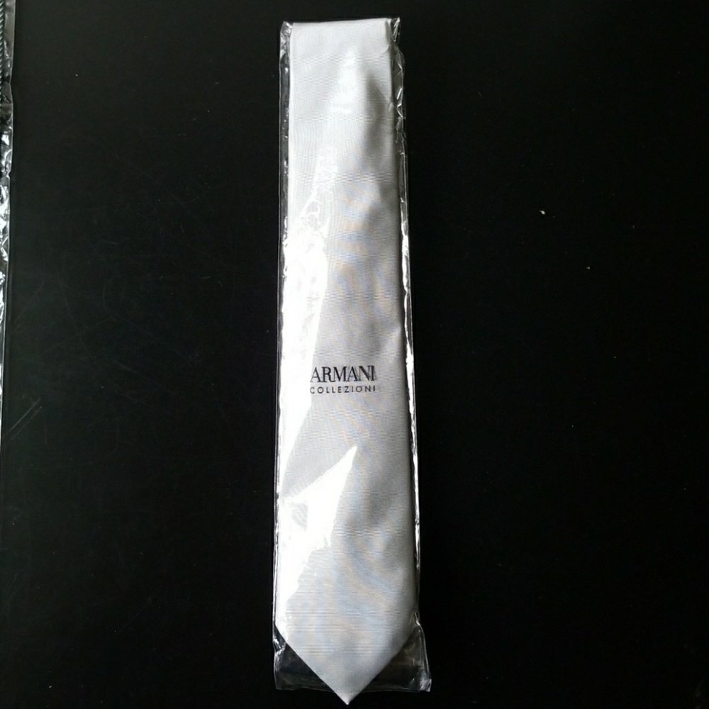 Armani collezioni silver striped silk tie