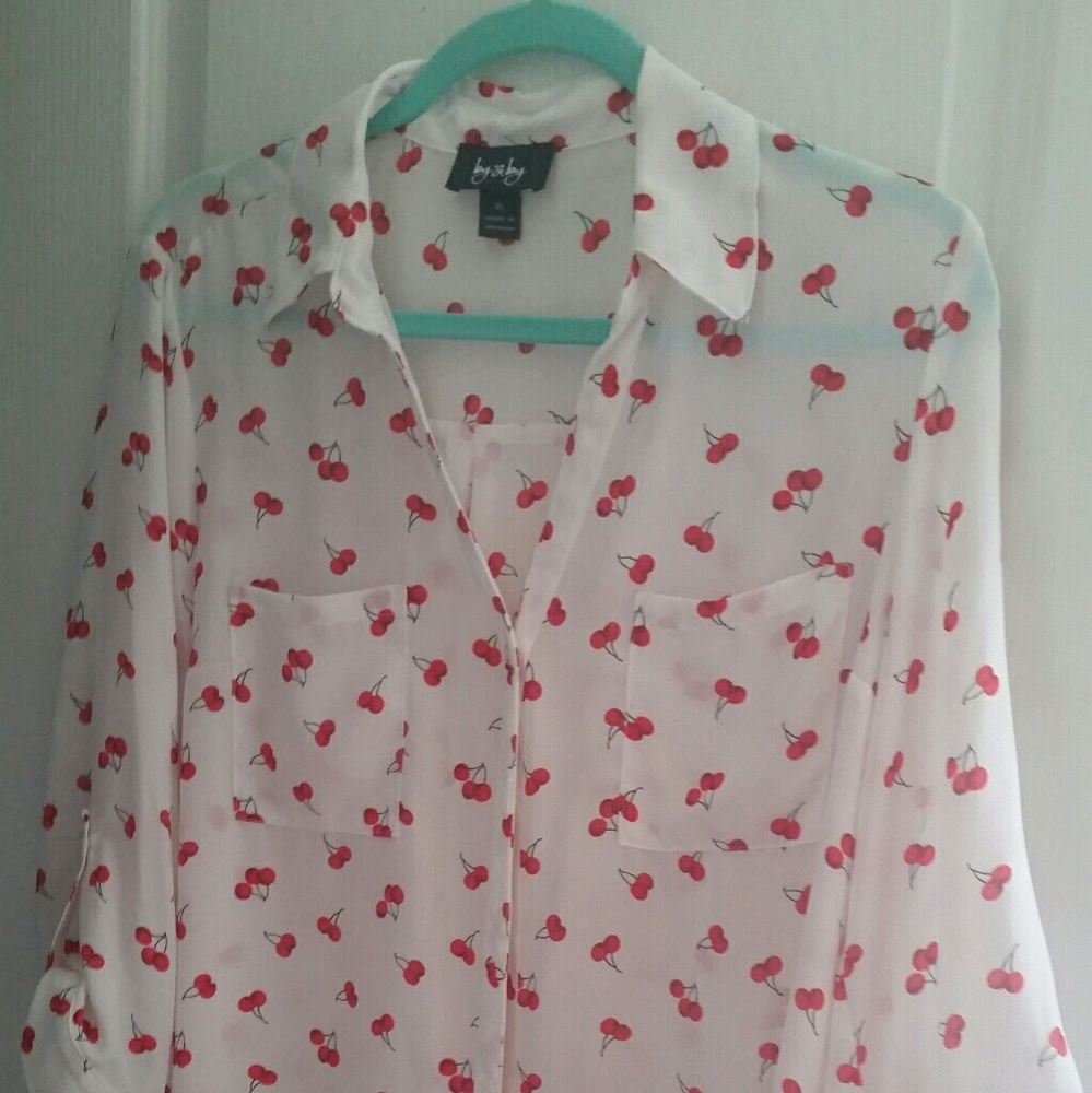 Great graphic blouse!