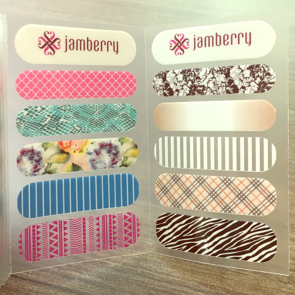 ✨🖤✨Jamberry sample sheets✨🖤✨