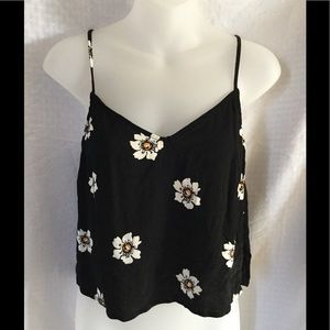 Women's Kendall & Kylie Black Crop Top Size Small
