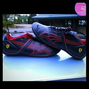 Rare Ferrari Puma shoesnsize 8.5