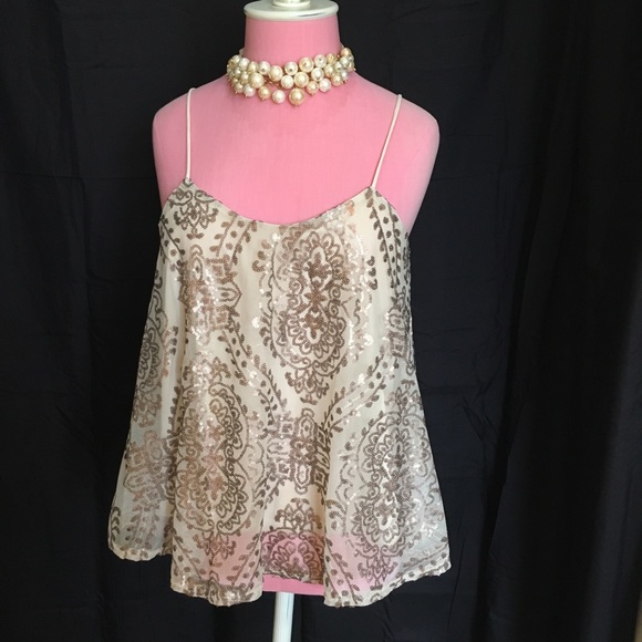 Gold flowy sleeveless blouse - Picture 1 of 4