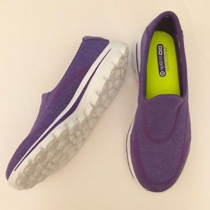 Sketched walking shoe