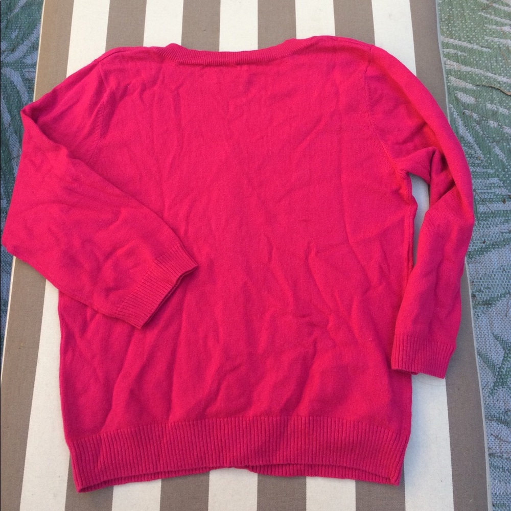 sweater - Picture 6 of 6
