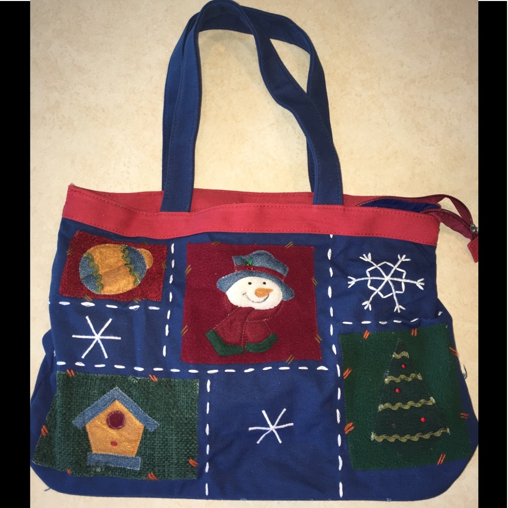 🌻Winter fun zip bag w inside zip and washable🌻