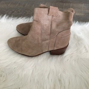 Vince Camuto Brown booties