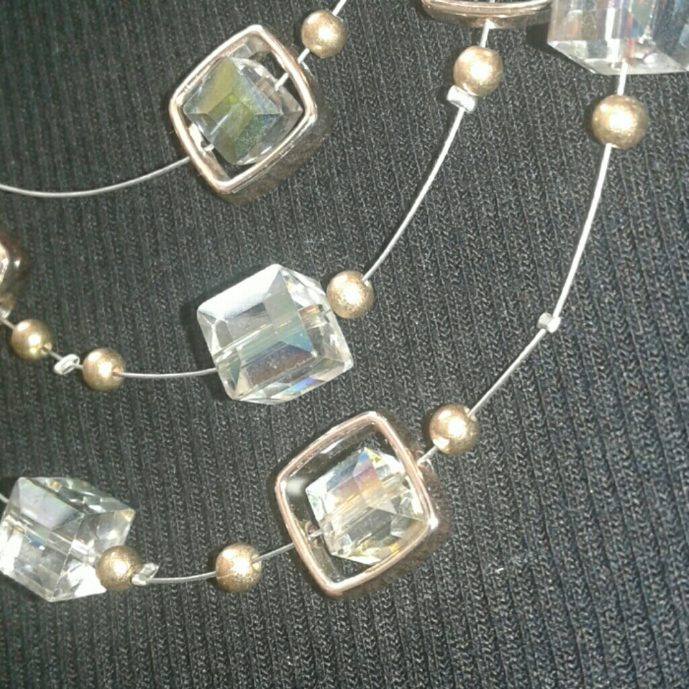 Jewelry - Picture 3 of 6