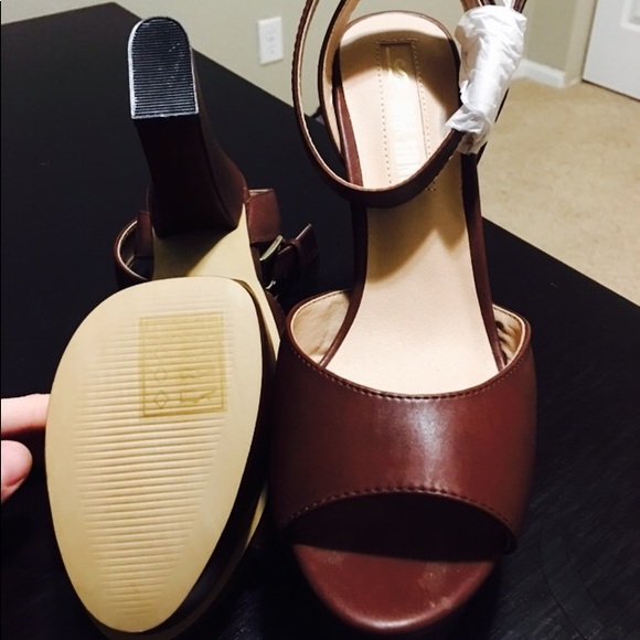 Brand new nude and dark brown heels - Picture 7 of 8