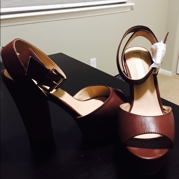 Brand new nude and dark brown heels - Picture 8 of 8