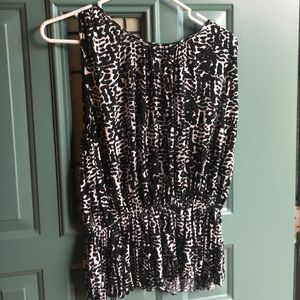 Banana Republic sleeveless top