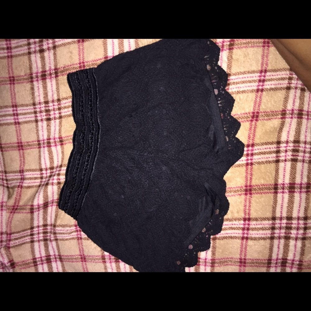 Forever21 lace shorts