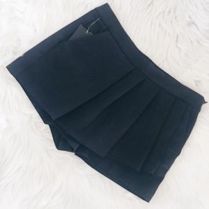 Pleated front black skort