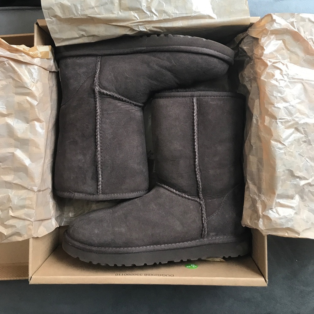 CLOSET CLEAR OUT New in box Ugg boots