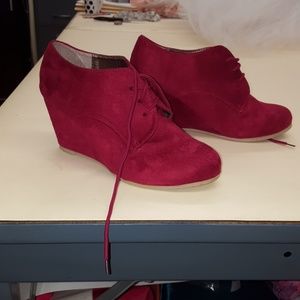 Deep red suede wedge ankle booties!!