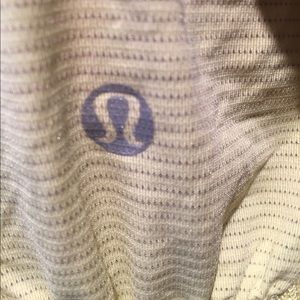 lululemon athletica Tops - Lululemon yellow LS top, sz 10, 55092 lululemon athletica Tops - Lululemon yellow LS top, sz 10, 55092