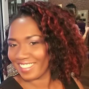 Meet your Posher, Latisha