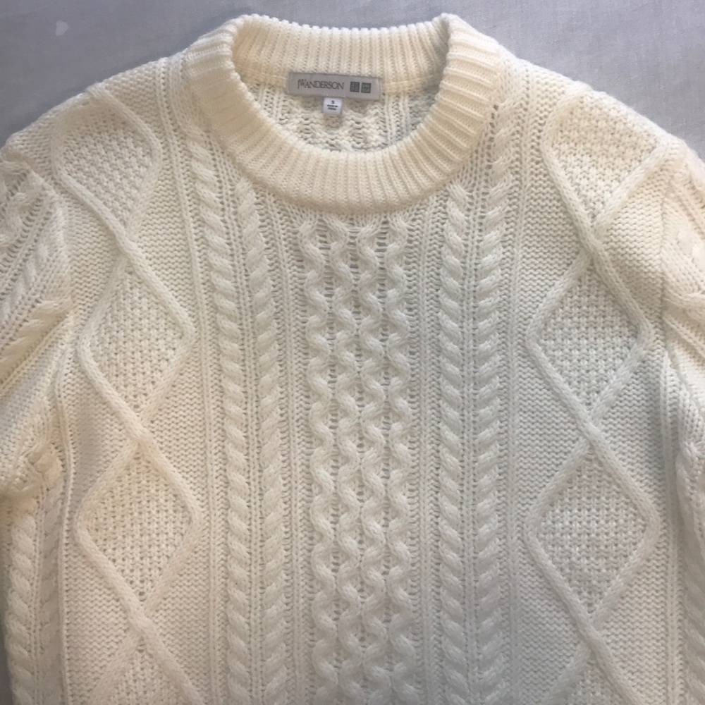 Cable Crewneck Sweater