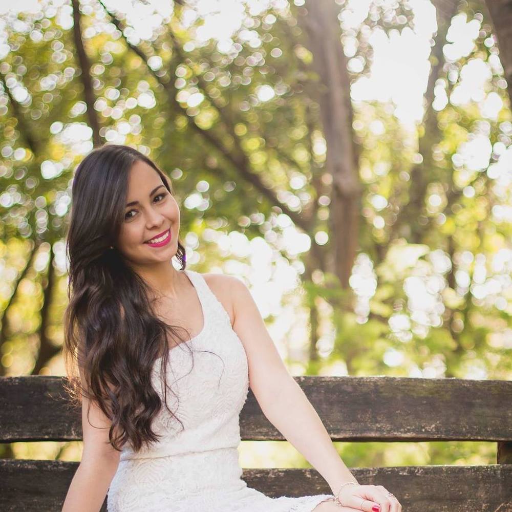 Meet your Posher, Claudia