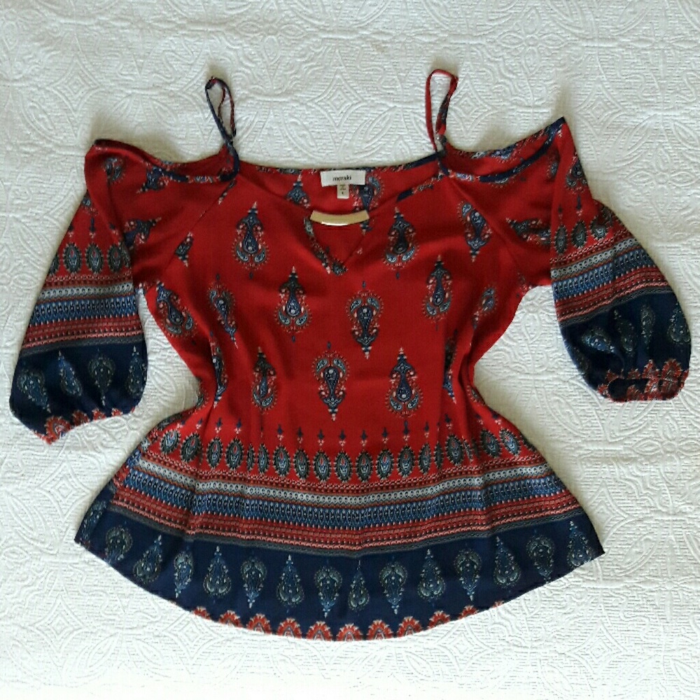 Red and blue paisley off-Shoulder