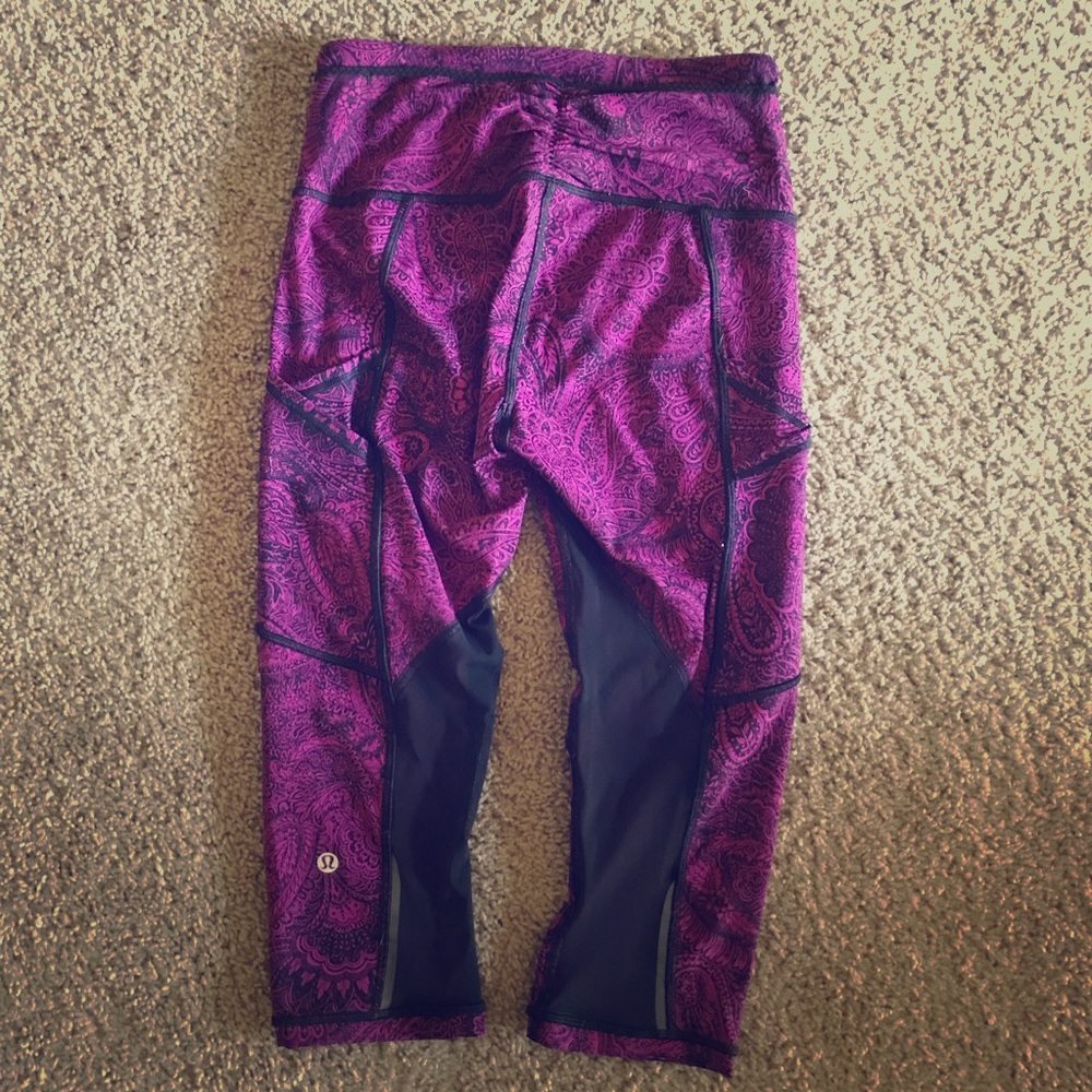 Lululemon crop leggings