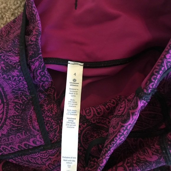 Lululemon crop leggings - Picture 3 of 3