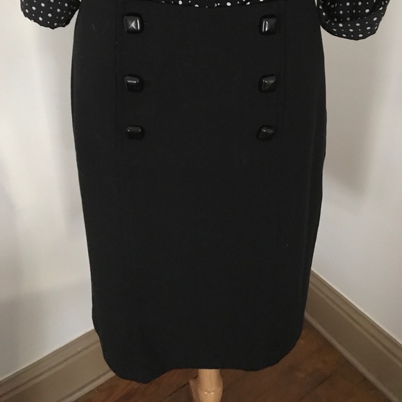 Classic Banana Republic skirt - Picture 3 of 6