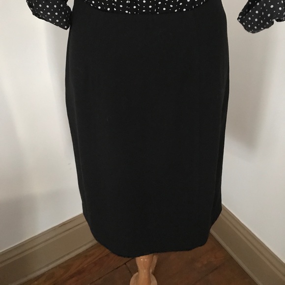 Classic Banana Republic skirt - Picture 4 of 6