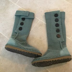 Woman's UGG sweater boots. Sage green