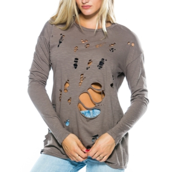 🛑LAST 1🛑 DISTRESSED LONG SLEEVED TOP - Picture 4 of 4