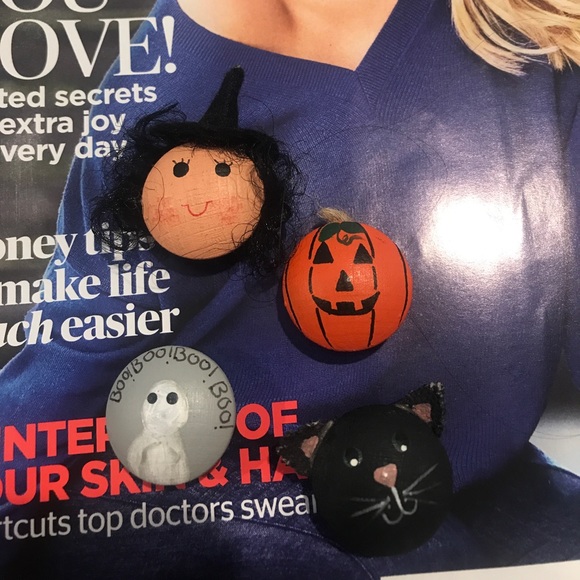 Vintage Halloween Earrings & Button Cover Bundle - Picture 3 of 5