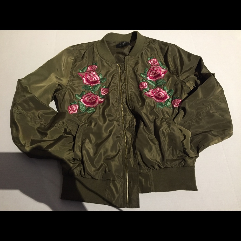 🔥 fall deal!🔥Olive green bomber jacket