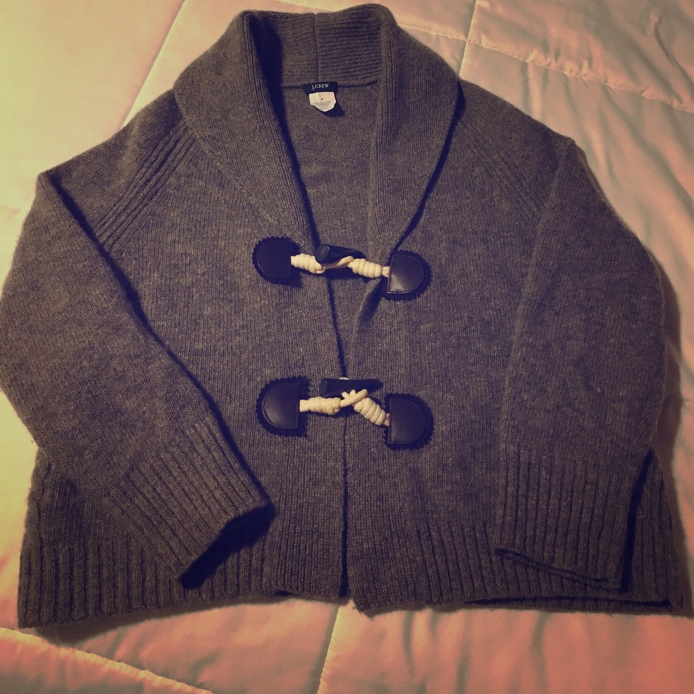 Cropped J. Crew sweater L NWOT claw clasp wool