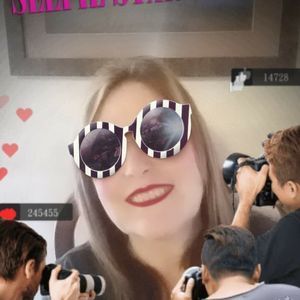 Meet your Posher, Janine