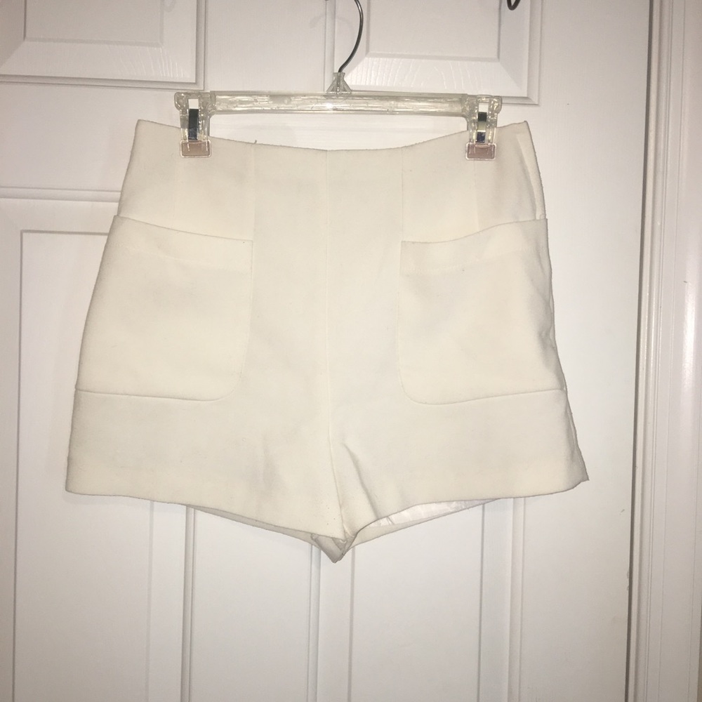 Off white high waisted shorts with large pockets