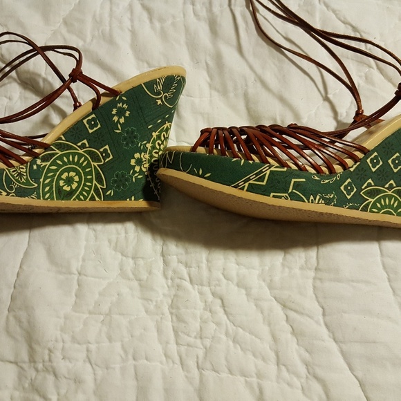 Michael Kors gladiator lace up sandles size 8 - Picture 4 of 4