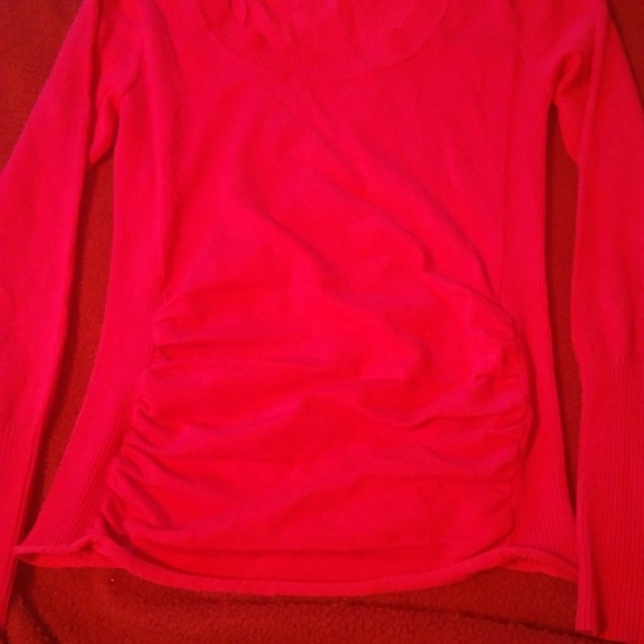 Pink sweater - Picture 2 of 3