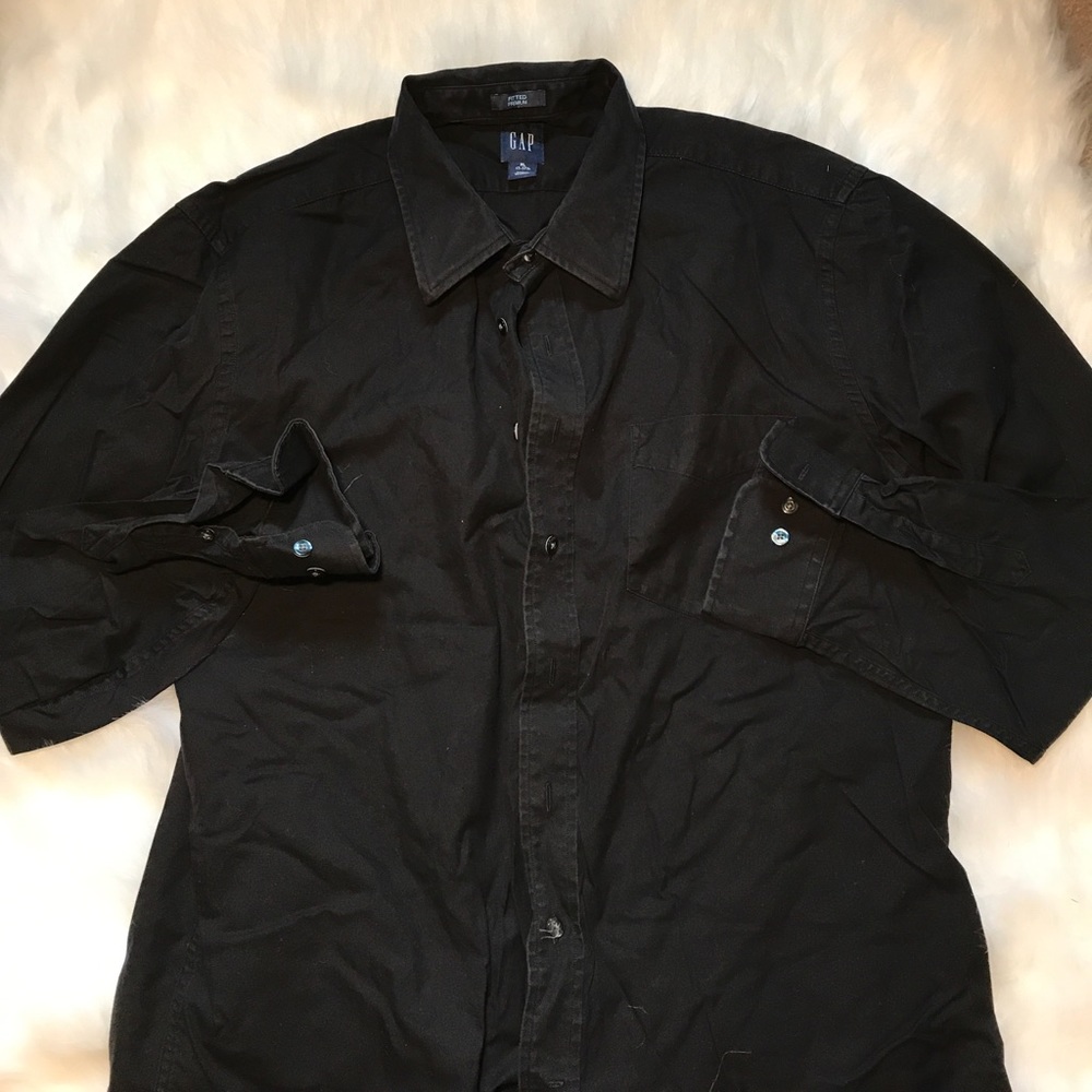 Men's GAP black dress shirt