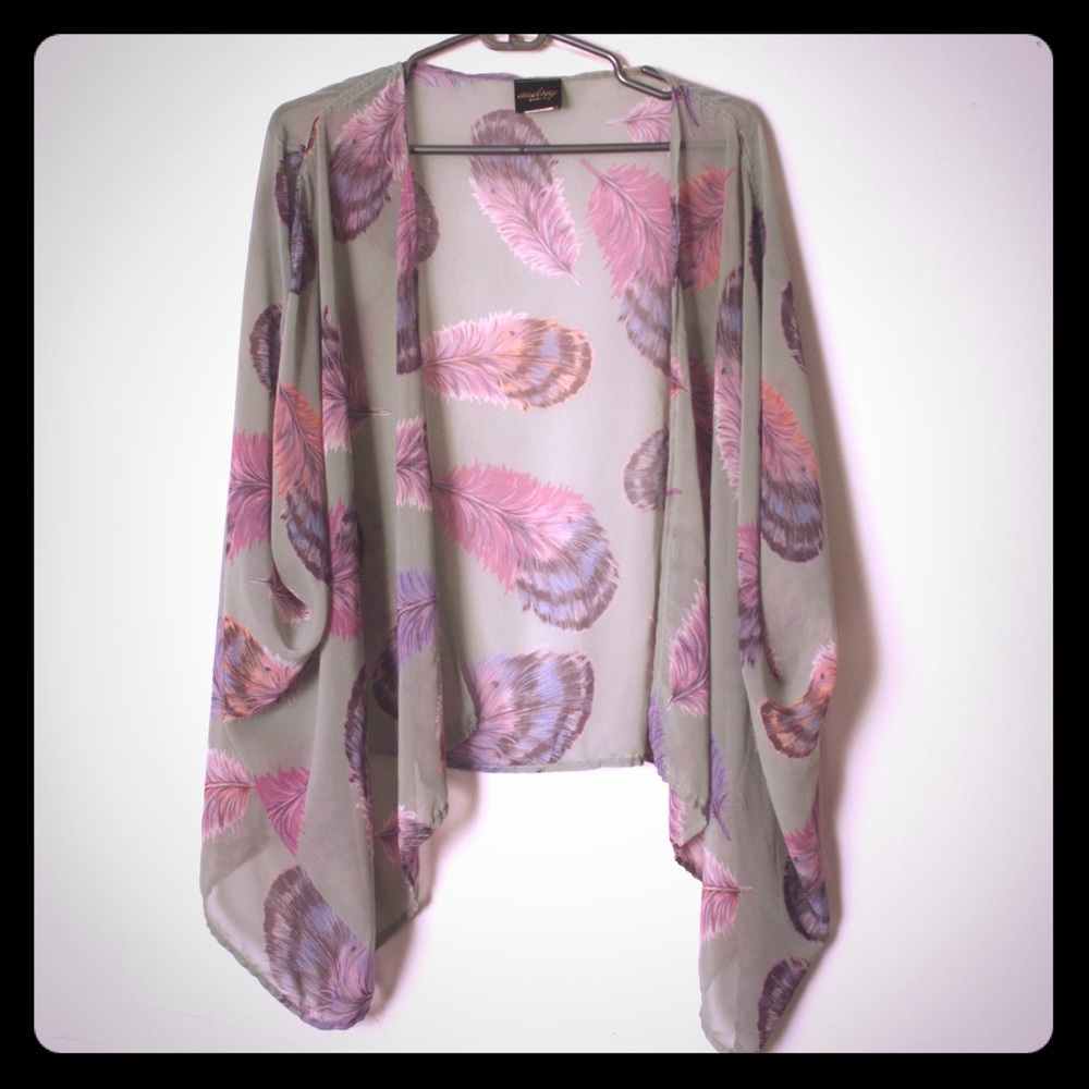 Sheer feather printed kimono shawl open front