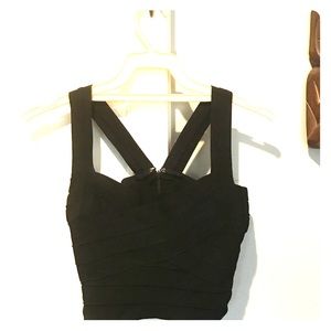 Black fitted crop top