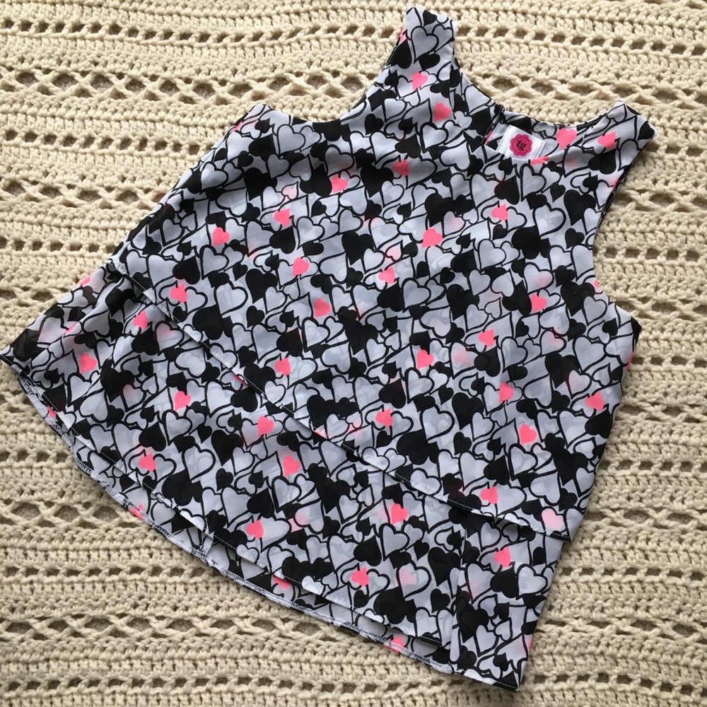 ❌SOLD❌ 🎀 Pink & Black Heart Tank Top 🎀