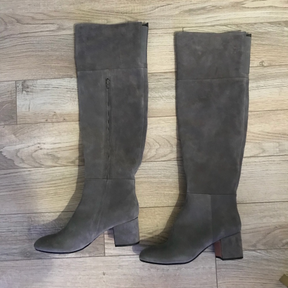 Brand new never worn Clark’s Tall suede boots