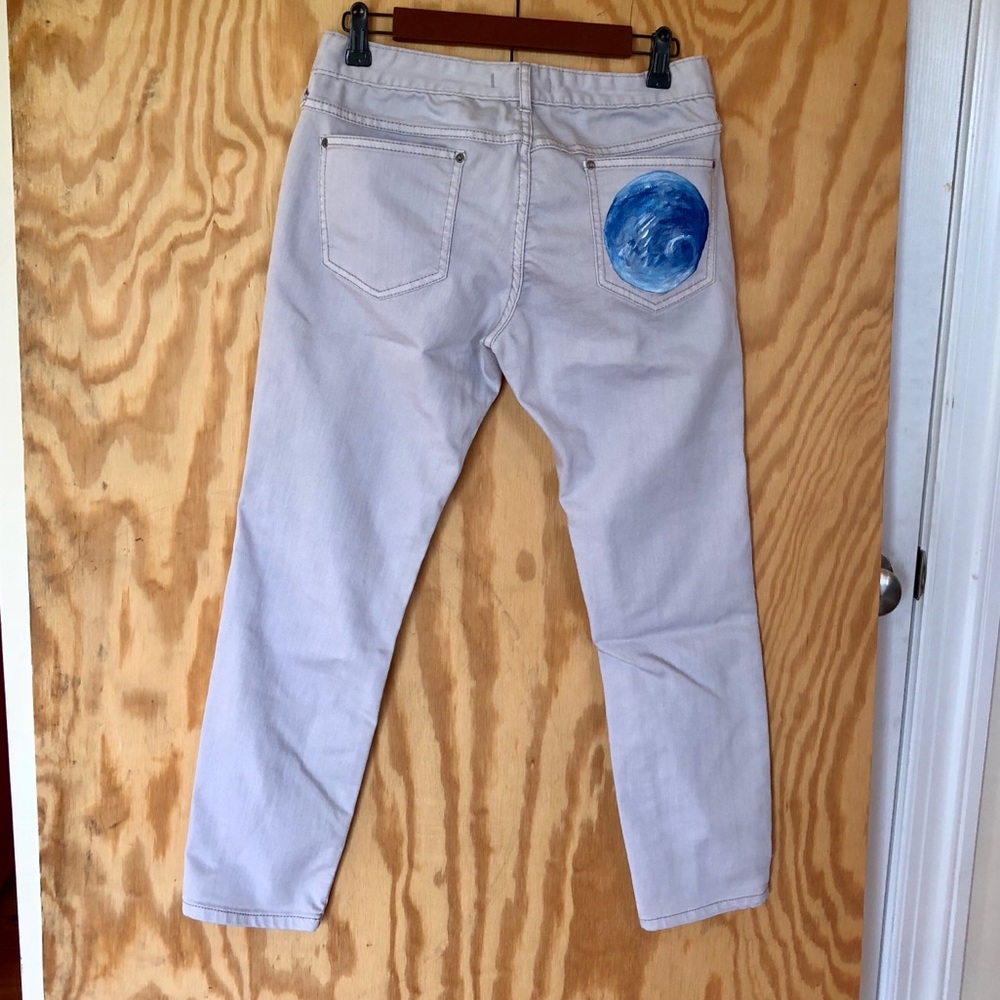 Upcycled, Hand Painted! 🌎 - Picture 2 of 4