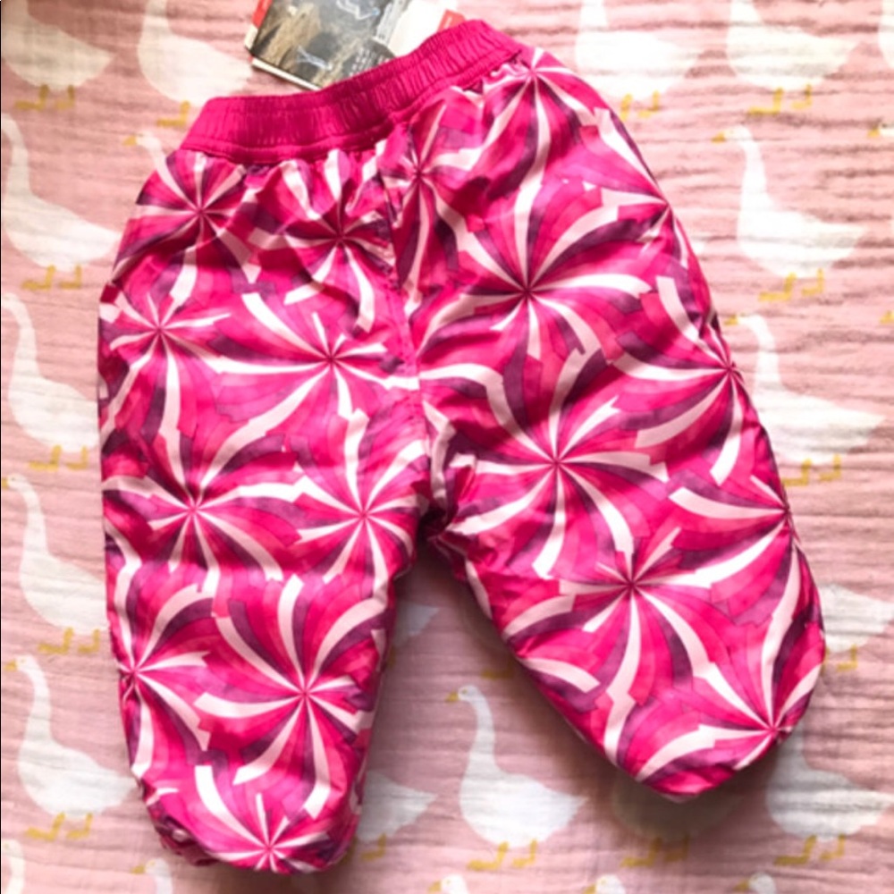 NWT reversible North Face snow pants