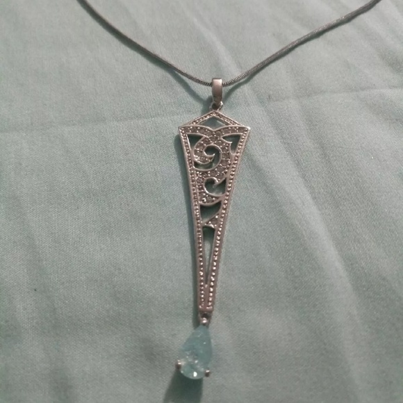 Jewelry - Shimmer Crystal Necklace