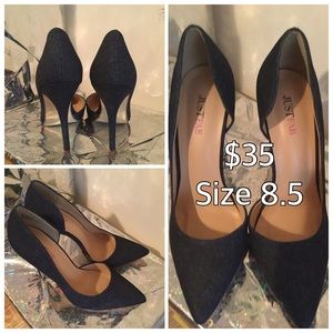 🌺 Dark denim Pumps 🌺 NWOT 🌺