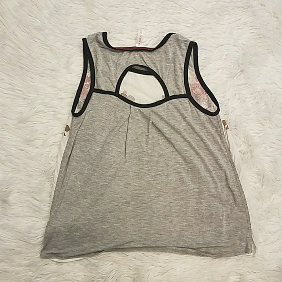 Mixed media tank top - Picture 2 of 2