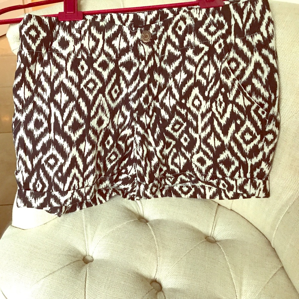 Womens Cotton Ikat print shorts