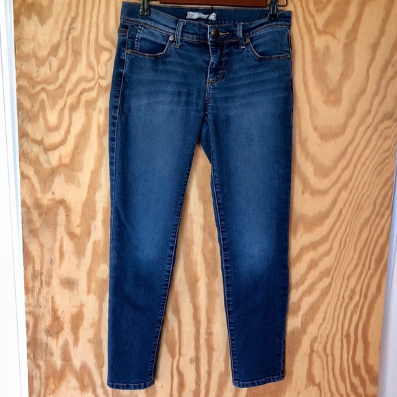 Upcycled, Hand Painted! 🌎 - Picture 3 of 4