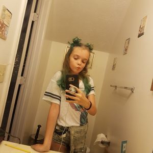 Meet your Posher, Haley