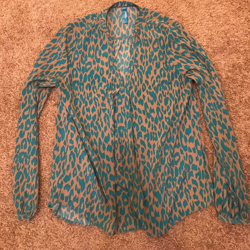 Casual dress top
